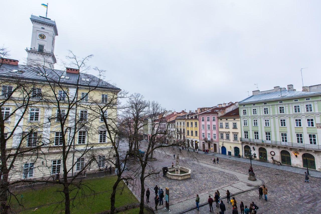 Apartments On Rynok Square Lwów Zewnętrze zdjęcie